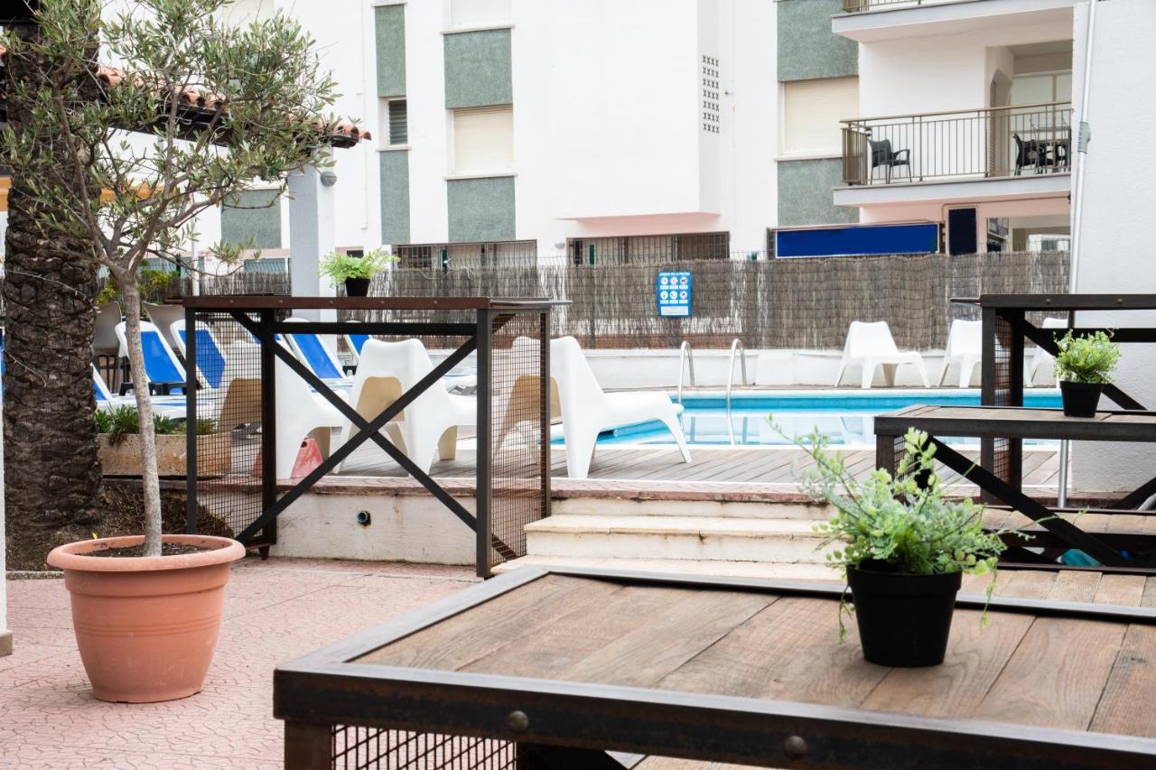 Adia Hotel Cunit Playa Екстер'єр фото