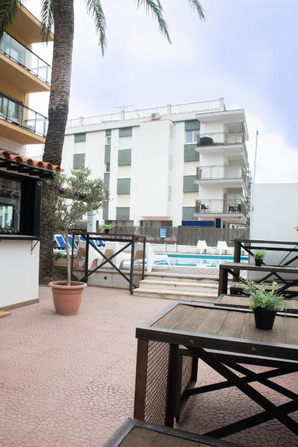 Adia Hotel Cunit Playa Екстер'єр фото