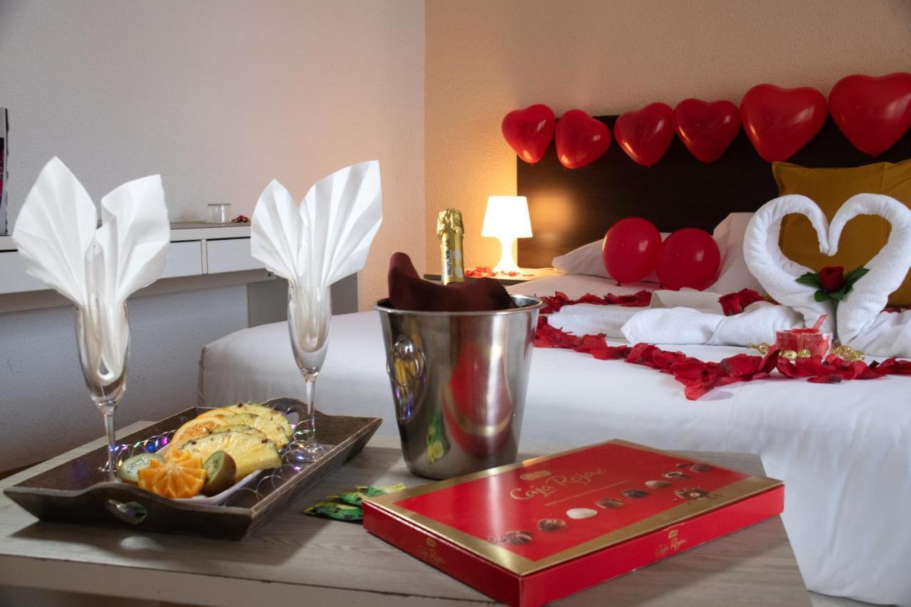 Adia Hotel Cunit Playa Екстер'єр фото