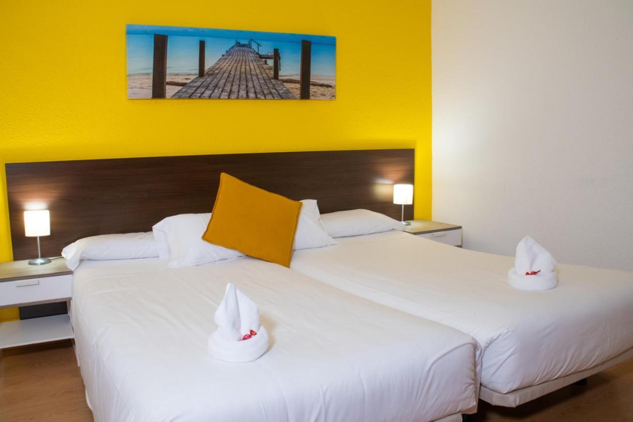 Adia Hotel Cunit Playa Екстер'єр фото