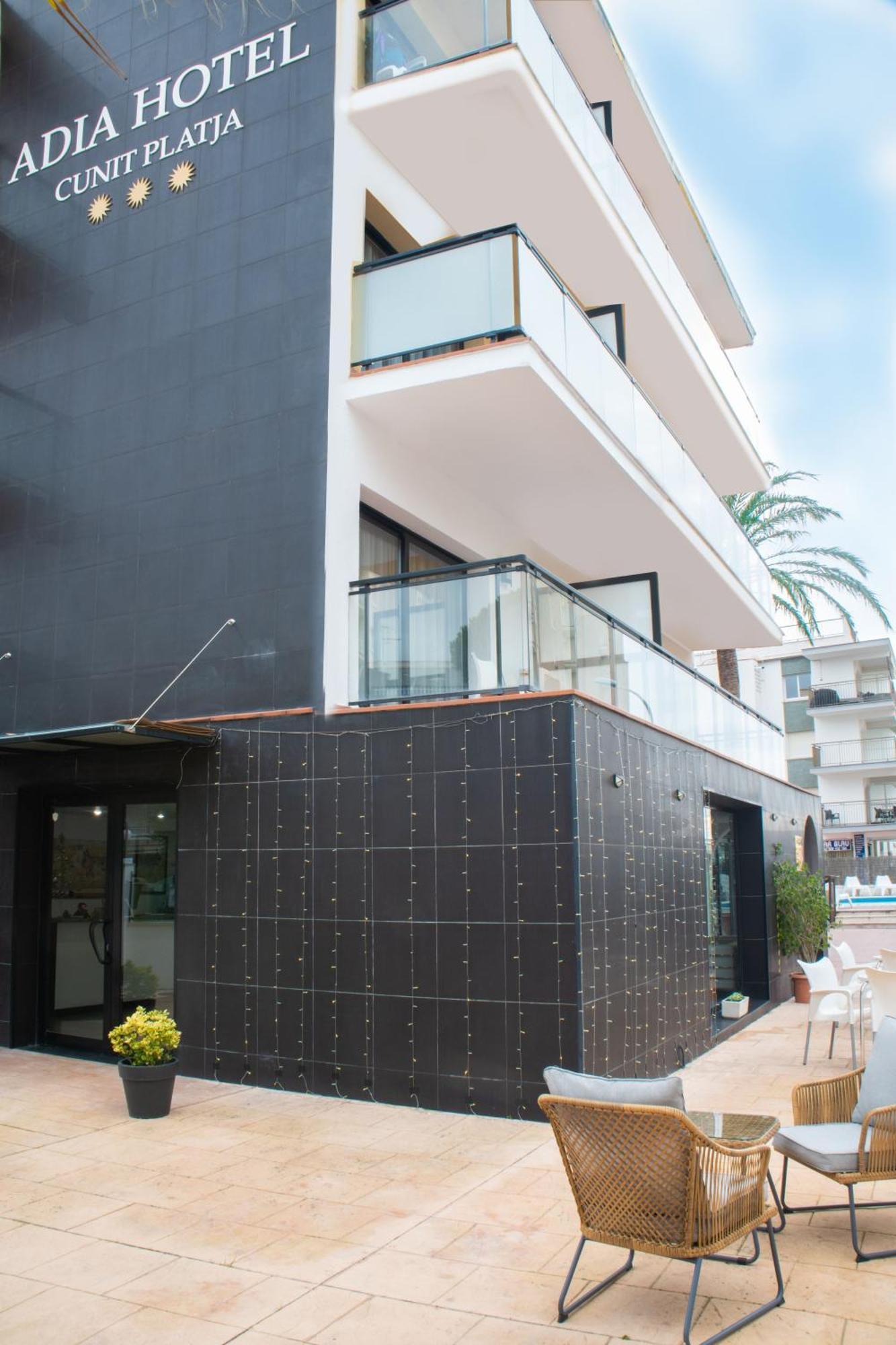 Adia Hotel Cunit Playa Екстер'єр фото