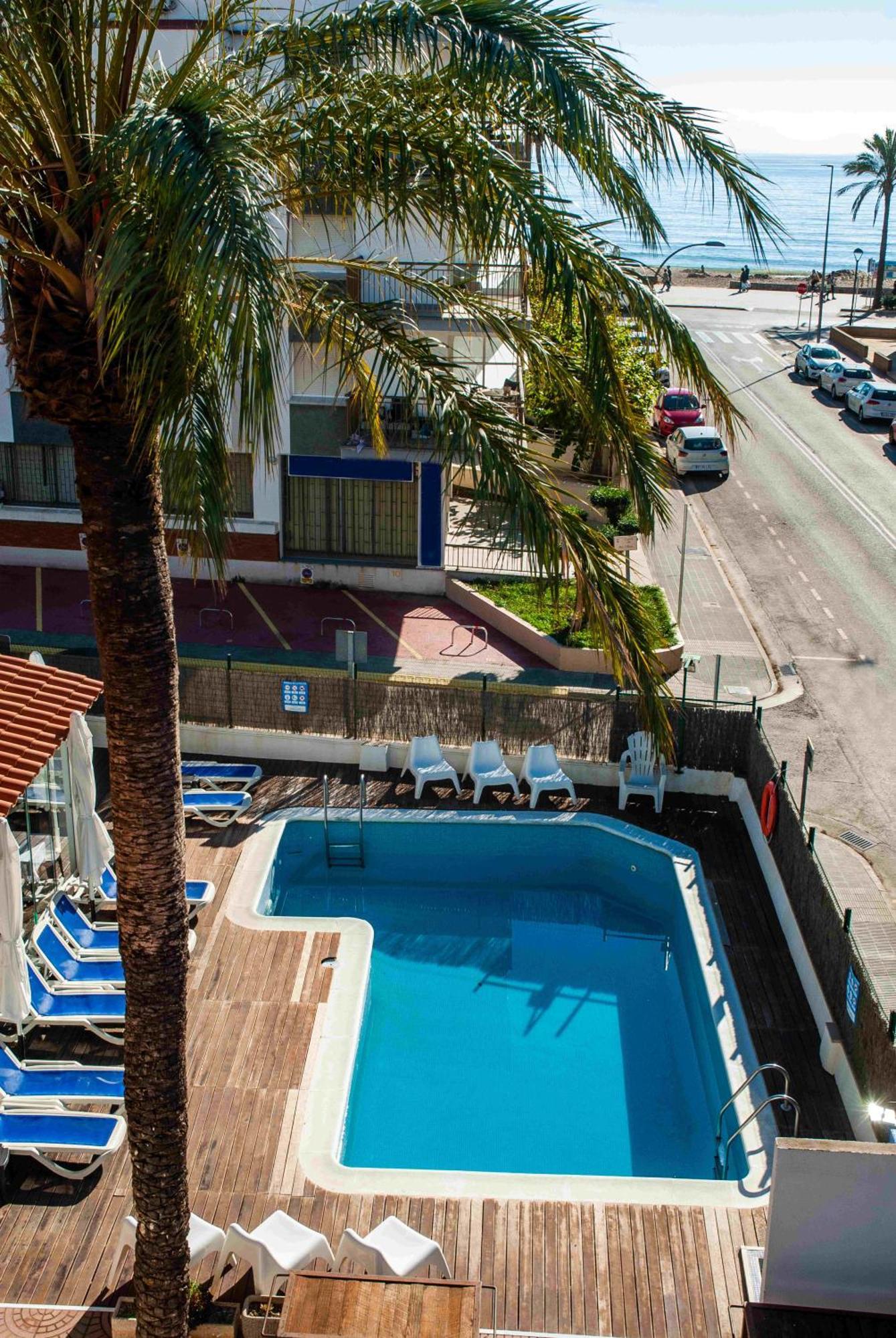 Adia Hotel Cunit Playa Екстер'єр фото