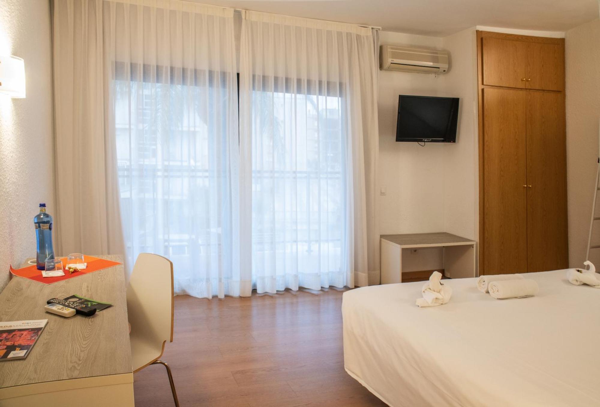 Adia Hotel Cunit Playa Номер фото