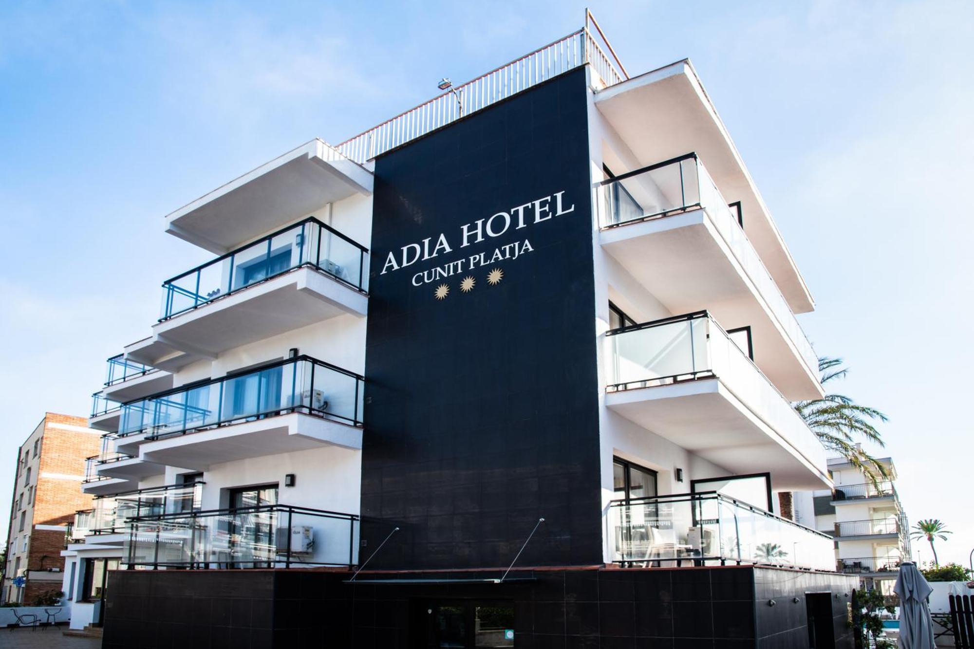 Adia Hotel Cunit Playa Екстер'єр фото